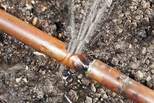 how to repair copper pipe leak